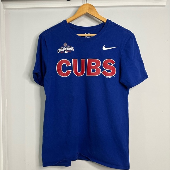 Nike World Series Champions‎ Cubs Shirt Medium - Picture 1 of 4